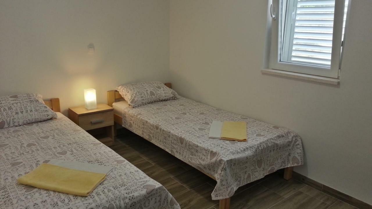 Kiwi & Olive Apartman Brela Kültér fotó